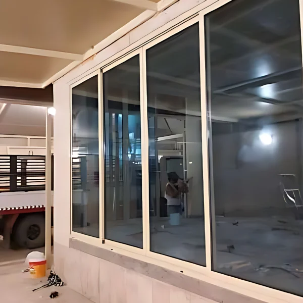 نوافذ وأبواب — لين الضياء